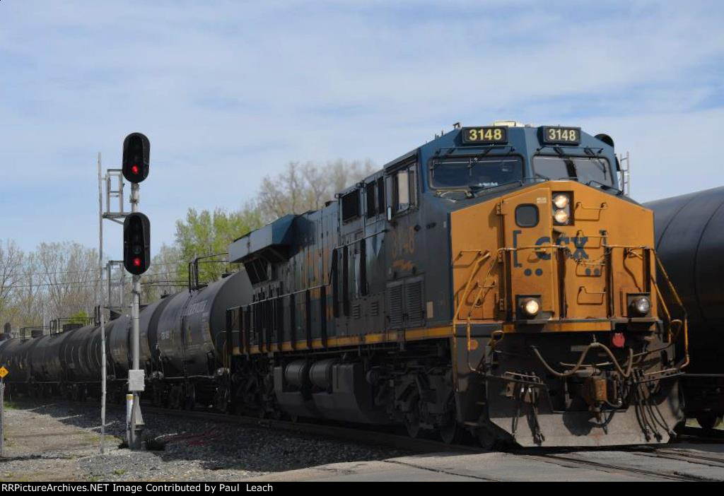 Southbound unit tanker train pounds the diamonds